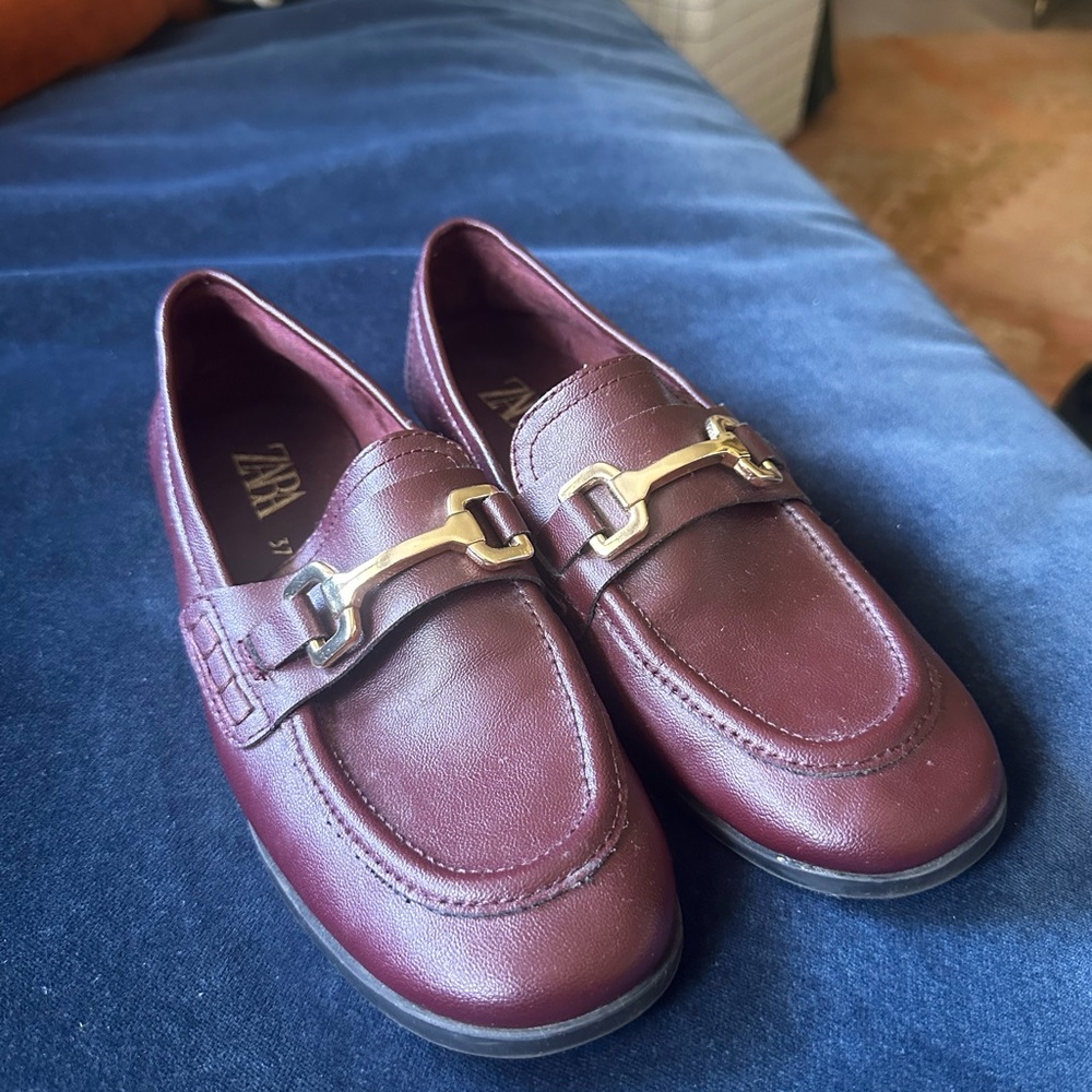 Zara women’s Maroon Loafers with Gold Detail
